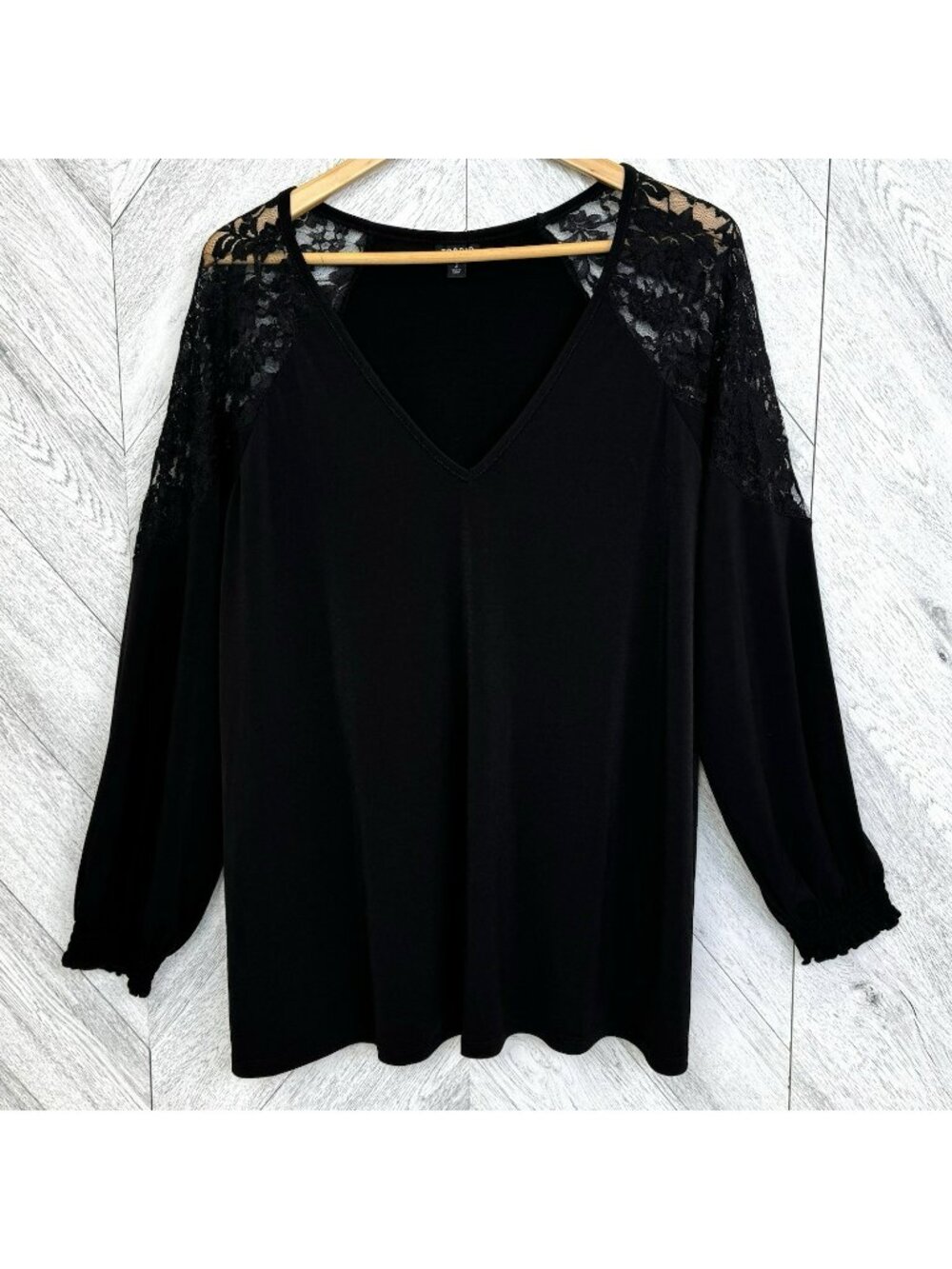 Torrid V-Neck Long Sleeve Blouse Top Black Jersey Lace Womens Plus Size 2X